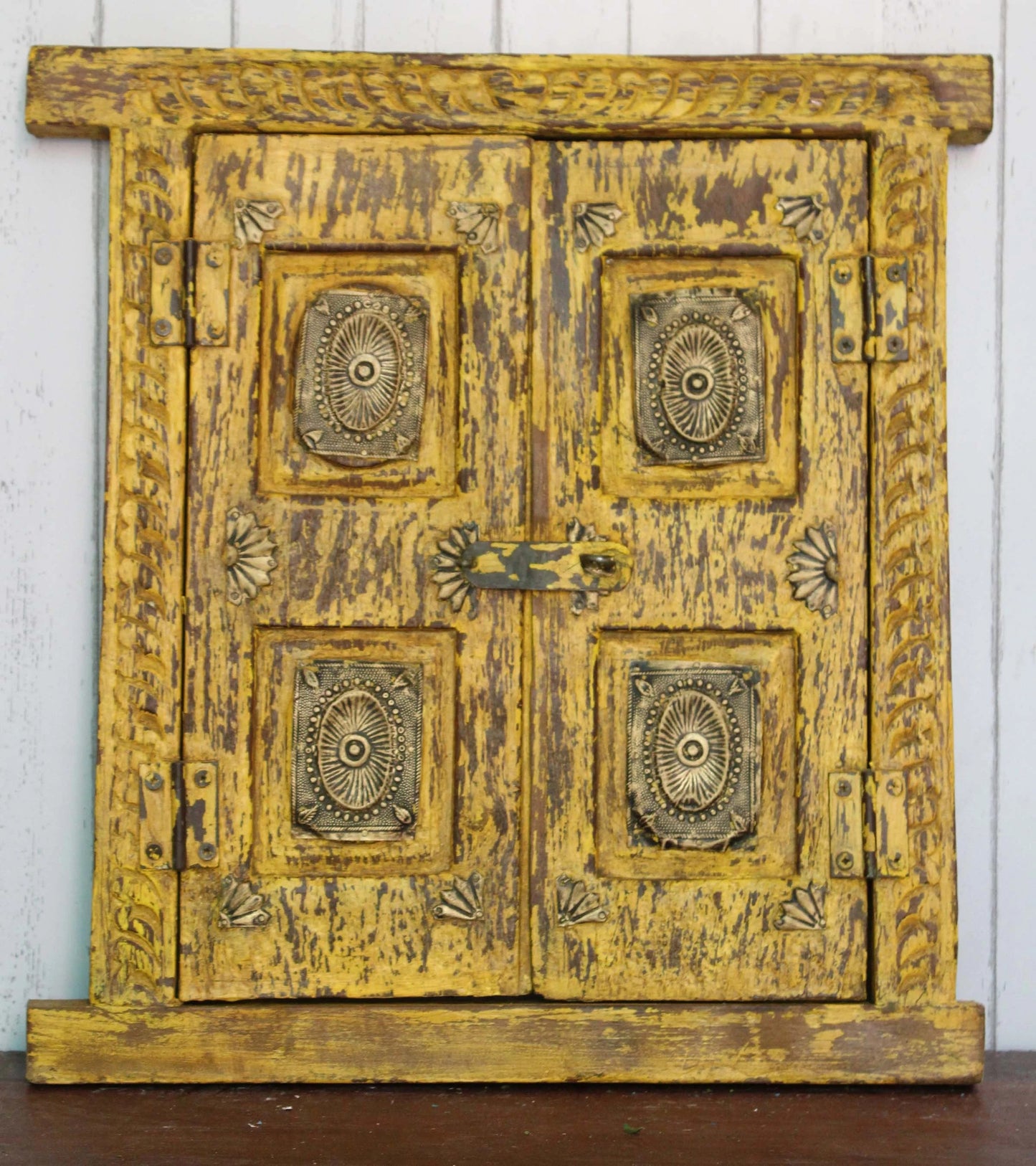 Rajasthani Wooden Window – Village Look Decor