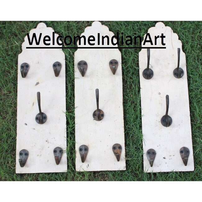 Wooden Key Hanger Unique Design Model 1