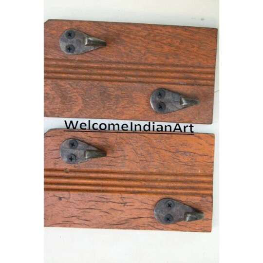 Wooden Key Hanger Unique Design Model 1