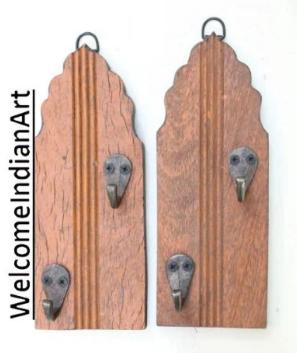 Wooden Key Hanger Unique Design Model 1
