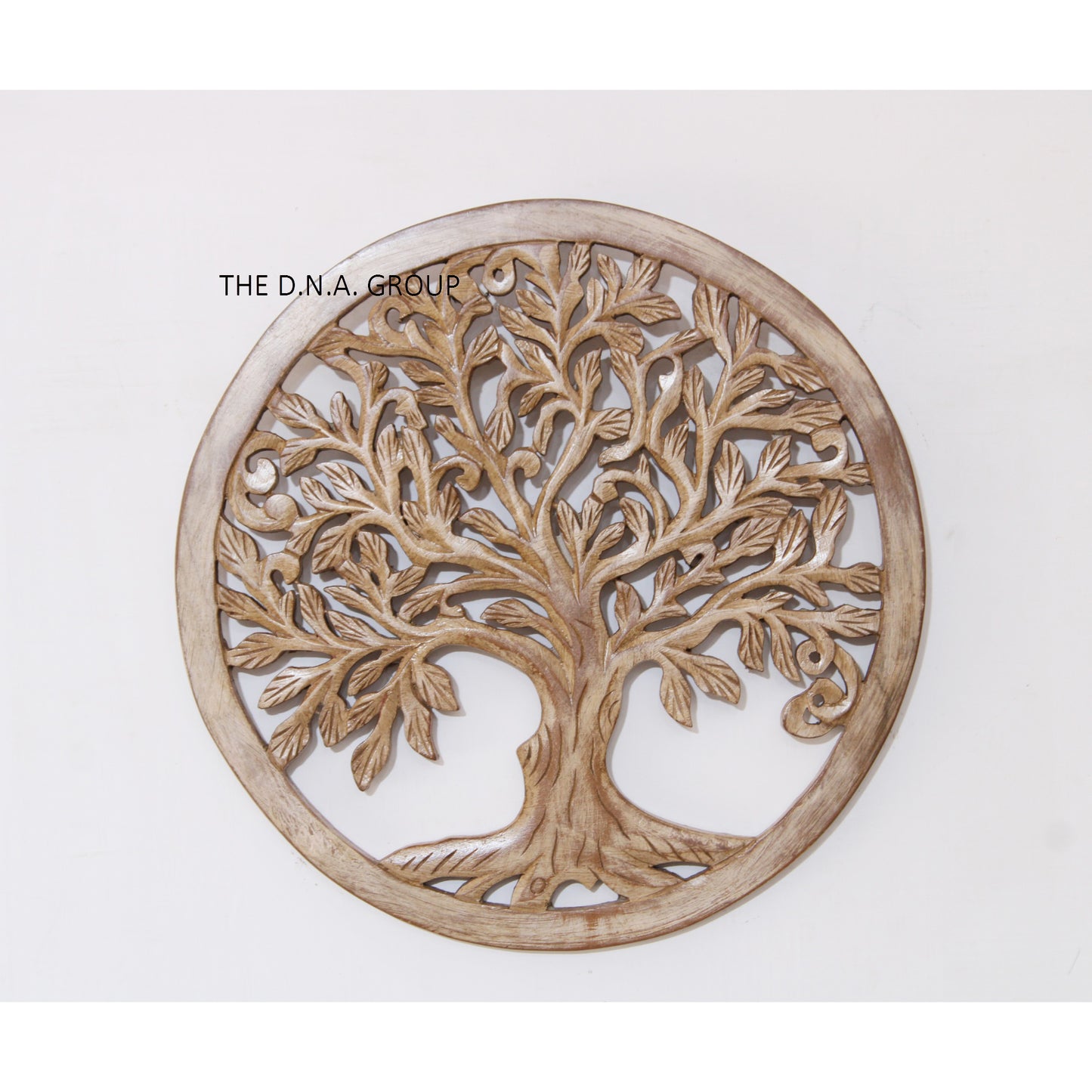 Wooden handcrafted elegant round shape tree design wall panel for home and office decoration art pieces