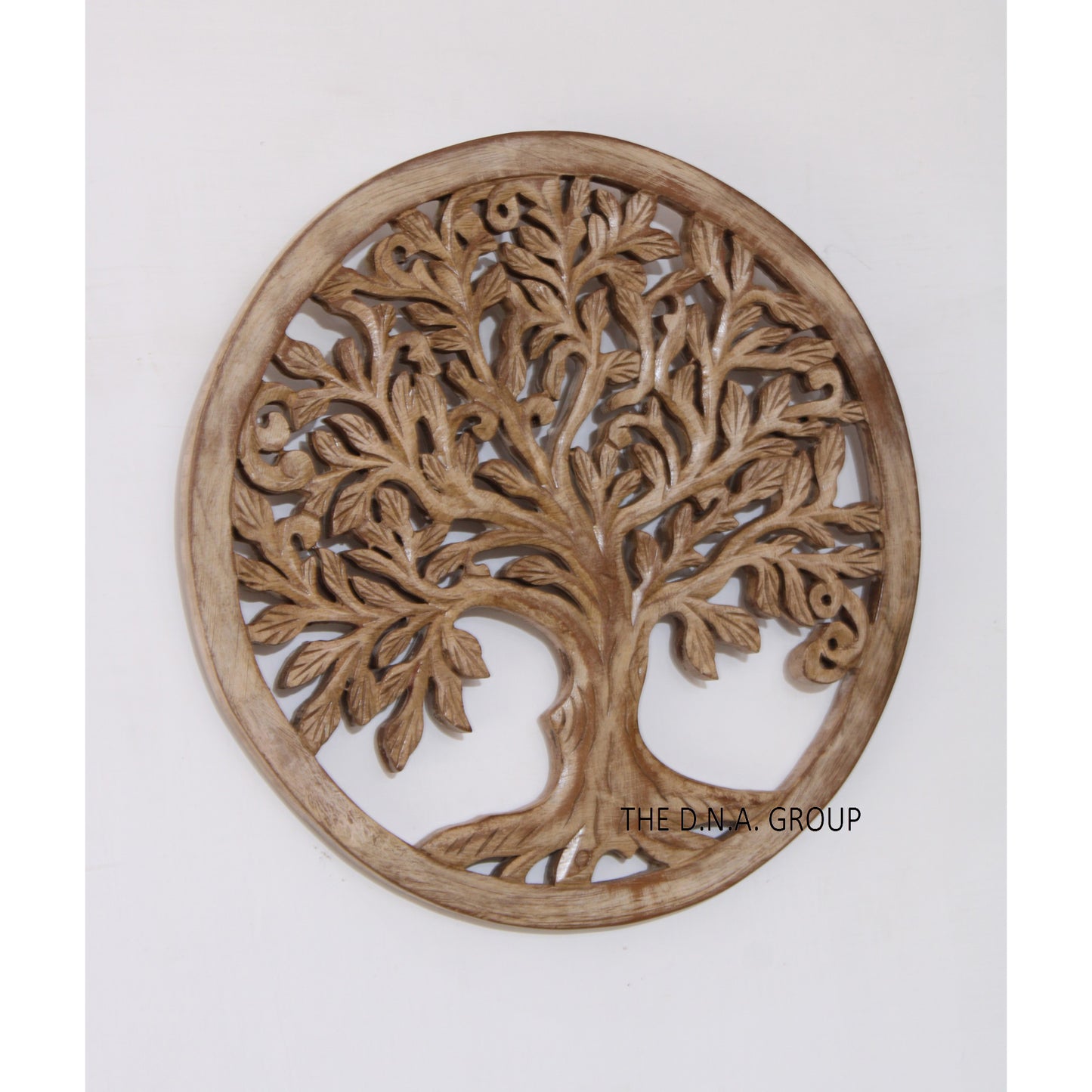 Wooden handcrafted elegant round shape tree design wall panel for home and office decoration art pieces