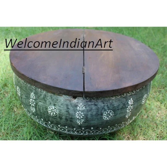 Vintage Iron Pot Rustic Decor & Styling for Gardens