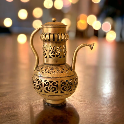 Golden Handcrafted Elegant Iron Tea Light