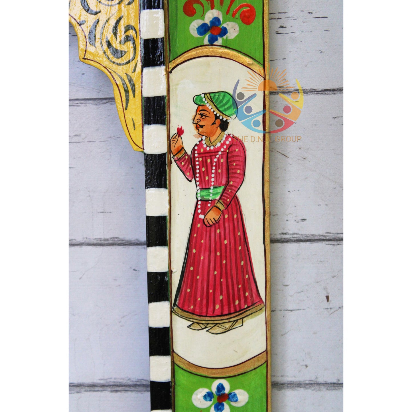 Handcrafted Artistic Wood Frame | Dual Use Design