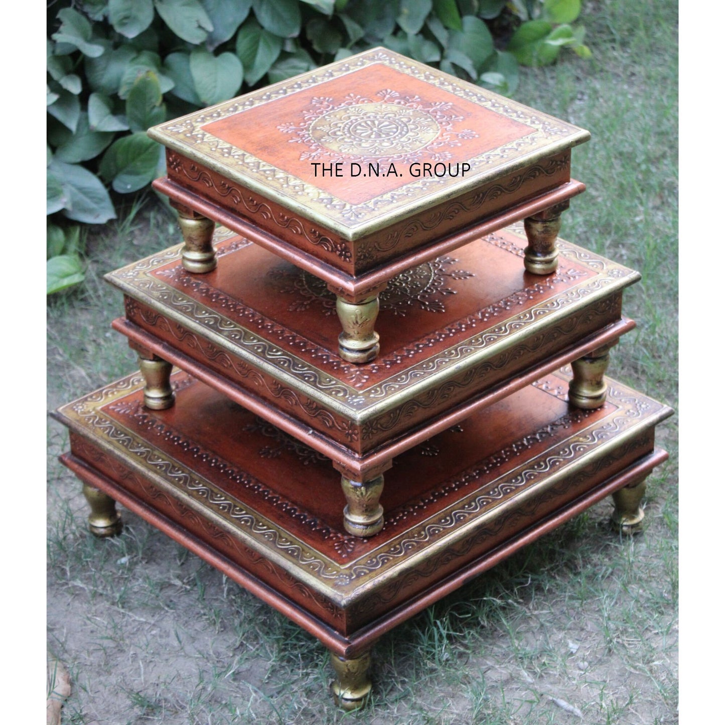 Wooden Art Platform – Indian Decorative Bajot