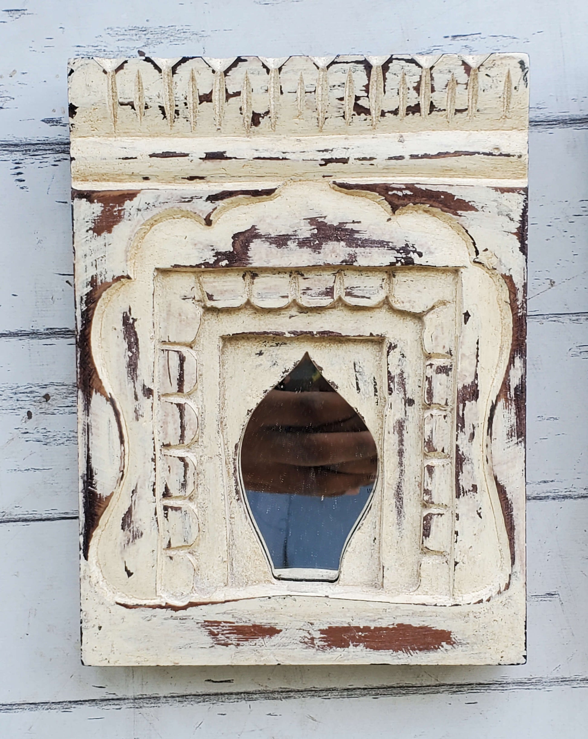 Handme Wooden Frame with White Distressed Finish