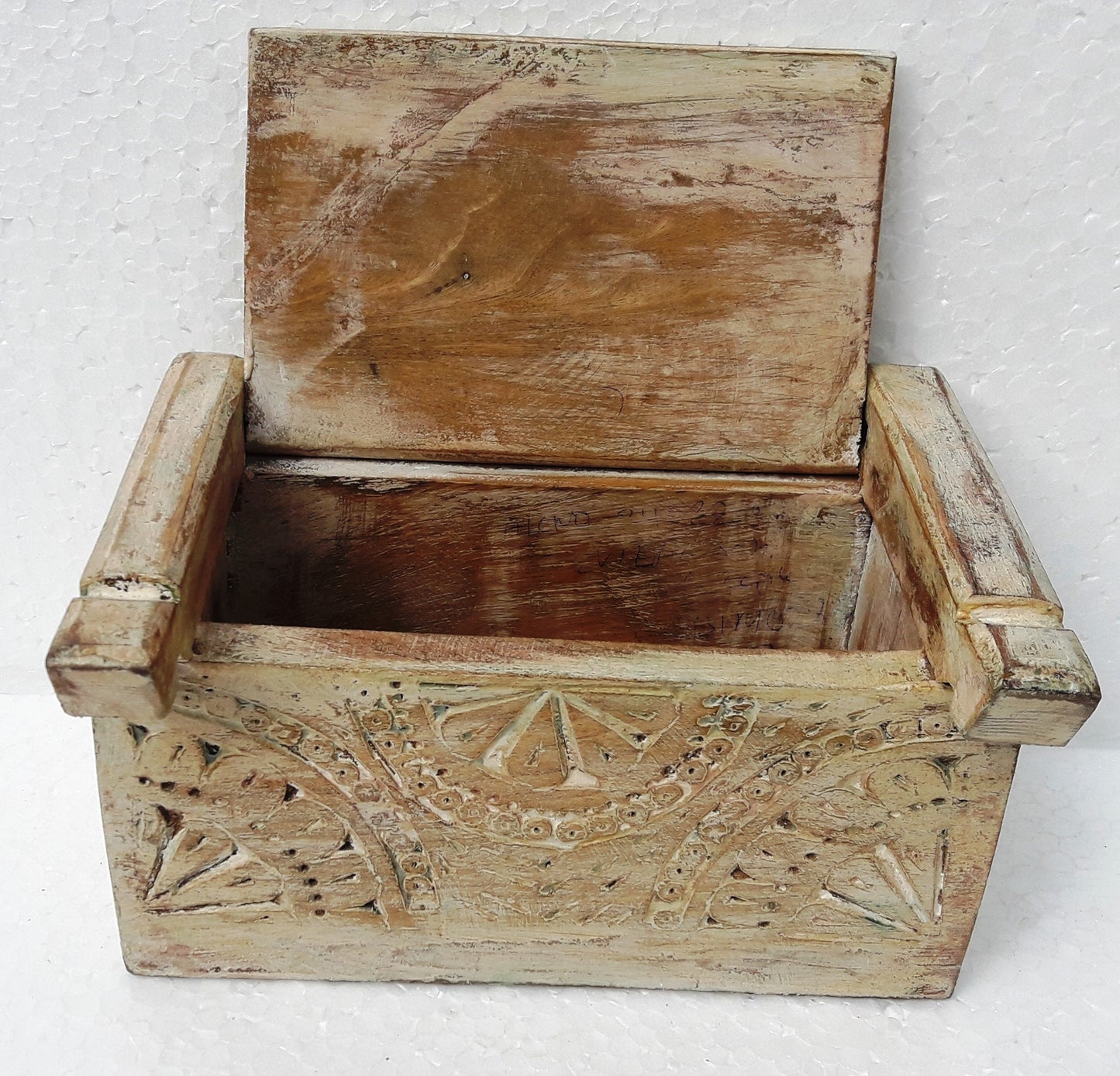 Antique Wooden Box Vintage Design Model 1