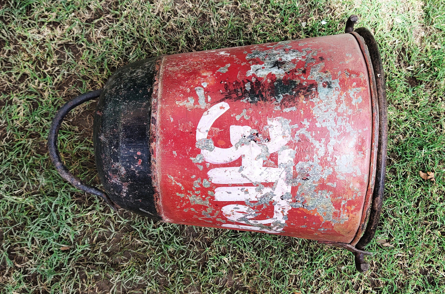 Vintage Old Collectible Antique Rustic Metal