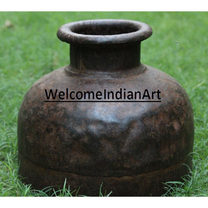 Antique Iron Pot Vintage Water Model 1