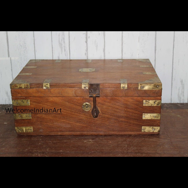 Antique Wooden Trunk Treasure Chest Model 1