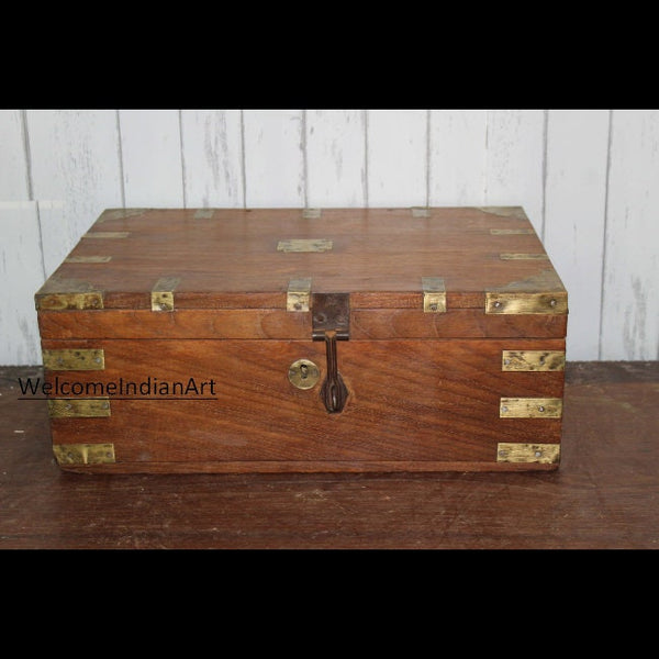 Antique Wooden Trunk Treasure Chest Model 1