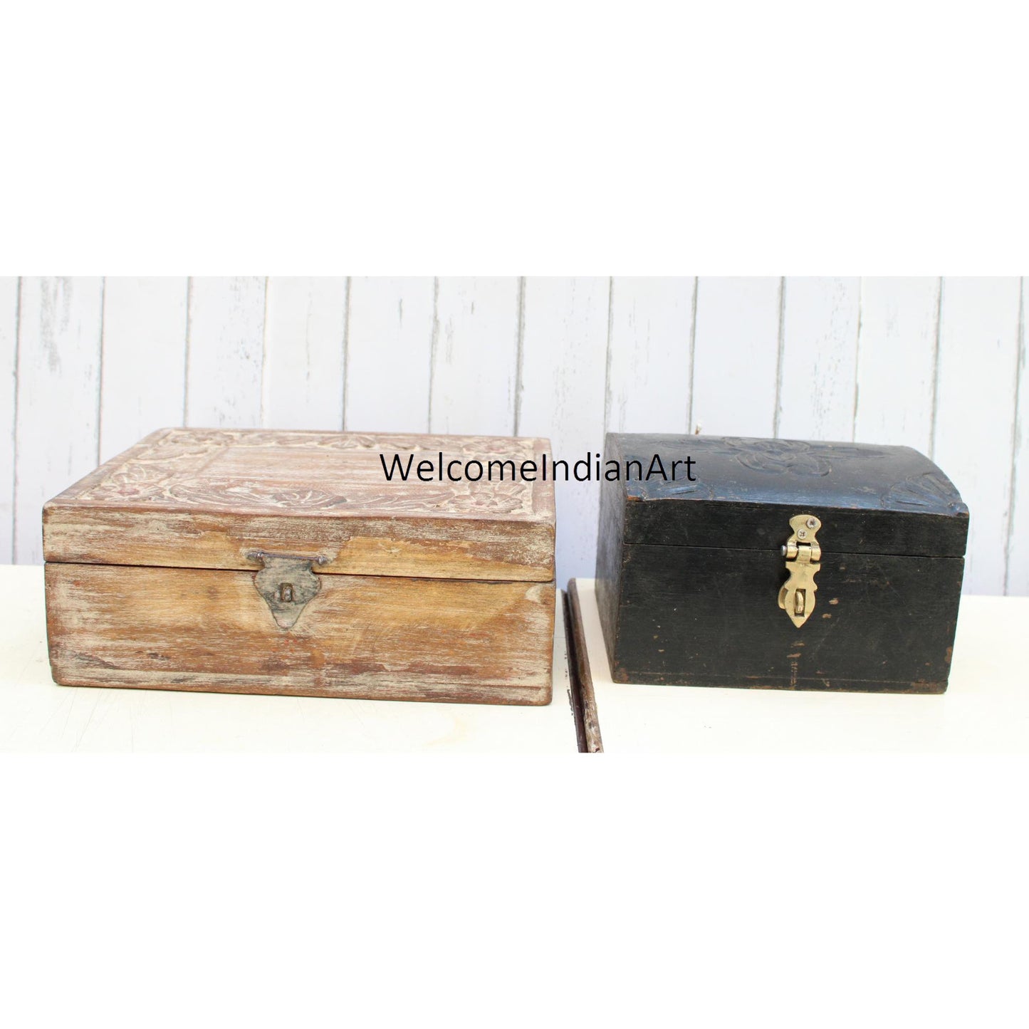 Unique Design Handmade Wooden Carving Model 1:- (Set Of 2)