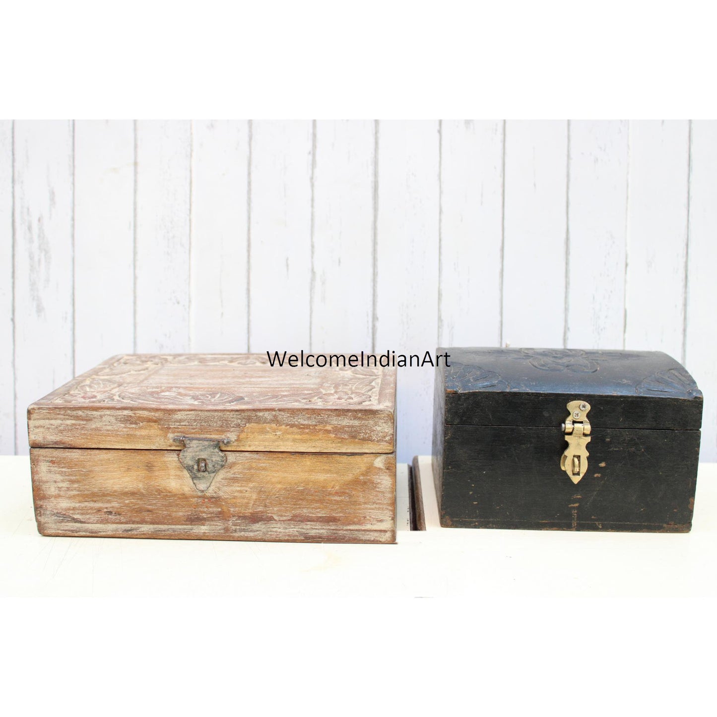 Unique Design Handmade Wooden Carving Model 1:- (Set Of 2)