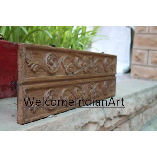 Antique Wooden Carved Wall Art Model 1