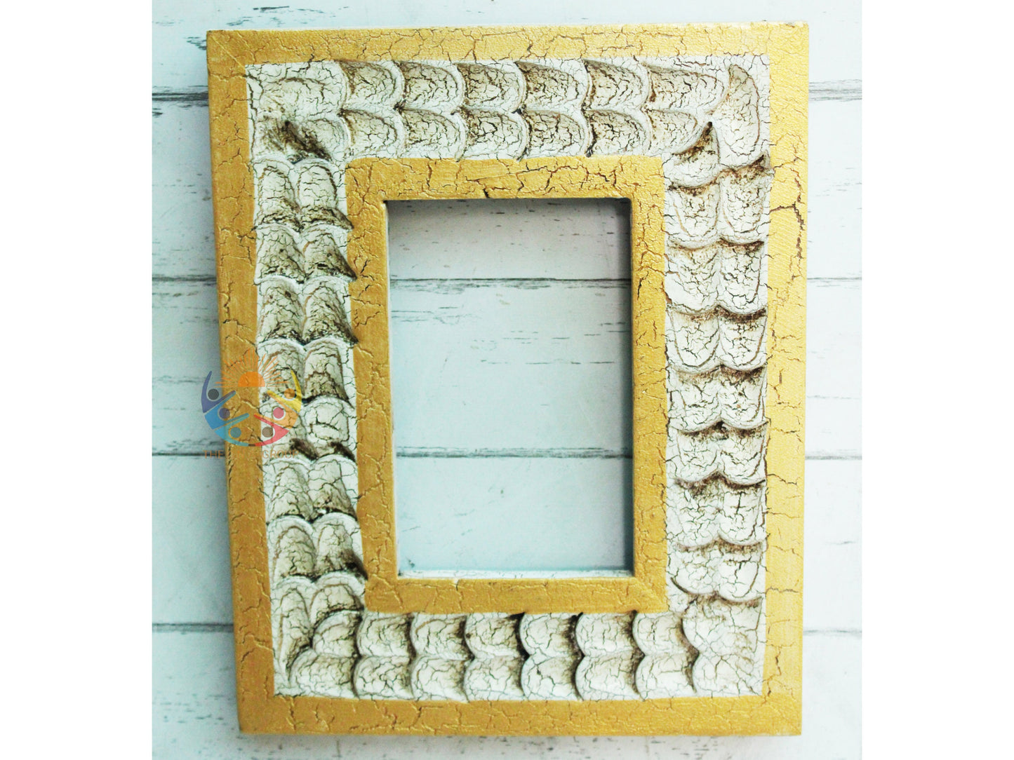 White Gold Painted Wooden Photo Wood