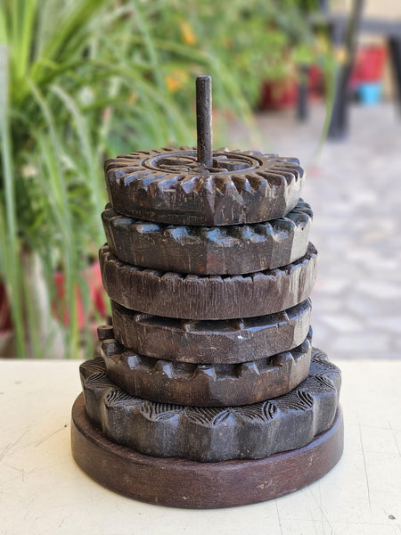 Wooden Round Tea Coaster Set, Old